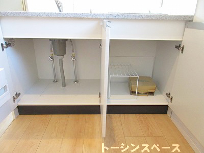 キッチン 下部