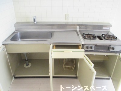 キッチン下部