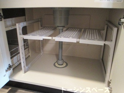 キッチン　下部