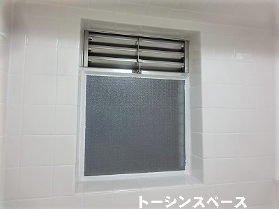 浴室　窓