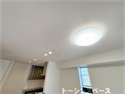 リビング　照明