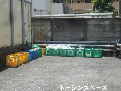 ごみ置き場