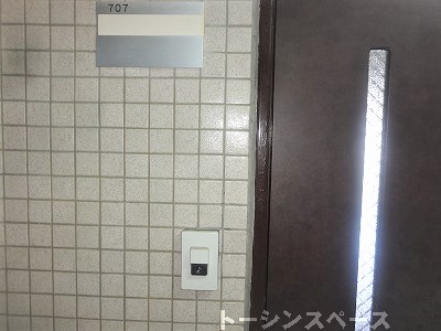 玄関前